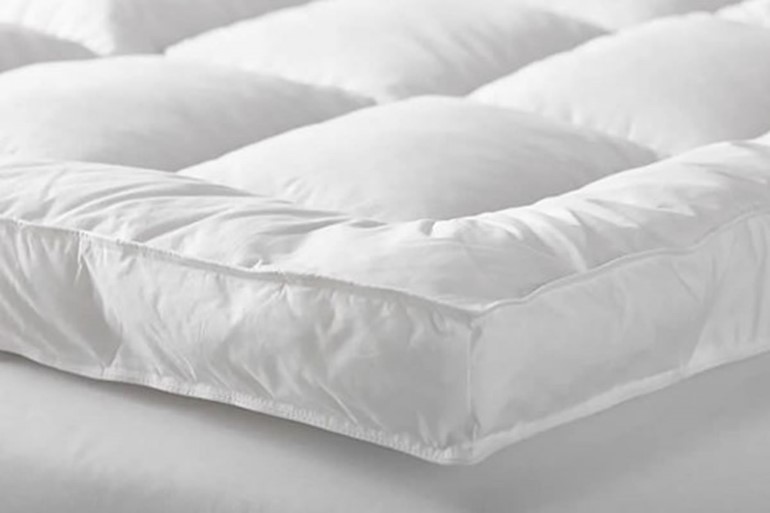 Snuggle Deep Quilted Mattress Topper