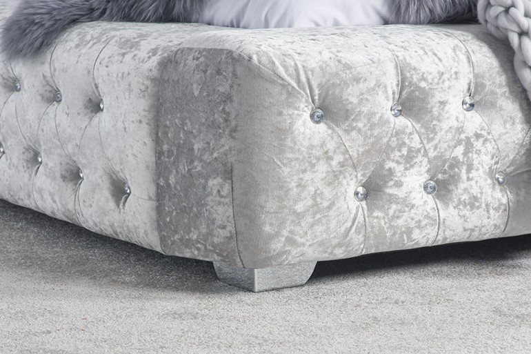 Grande Fabric Bed