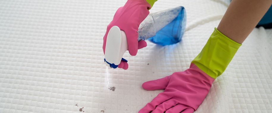 How to Get Blood Out of Mattress