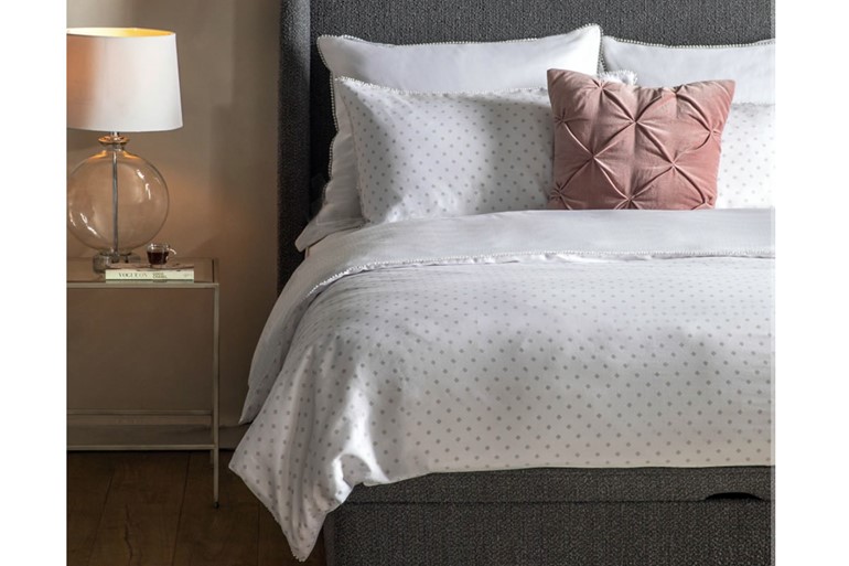 Ditsy Lace Duvet Set