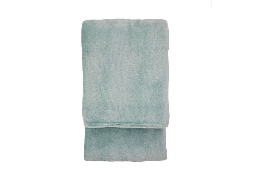 View Teal Santa Fe Super Soft Extra Large Fleece Throw Over 100 Polyester Cosy Soft To Touch Fabric Stitched Piped Edging 2000 x 2200mm information
