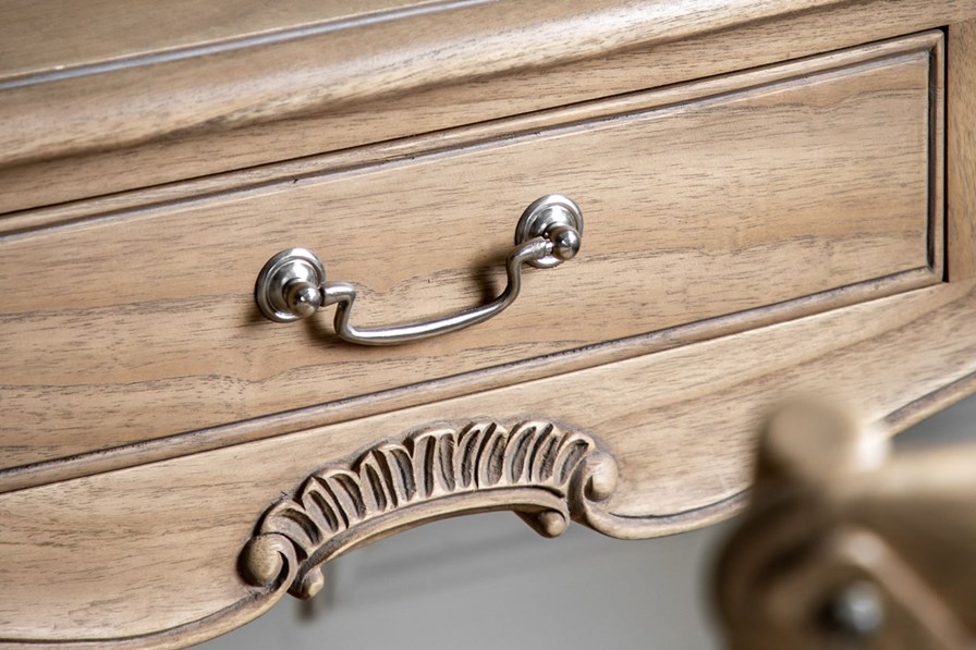 Chic Dressing Table
