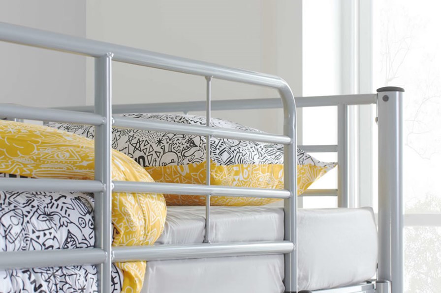 Nexus Metal Triple Sleeper