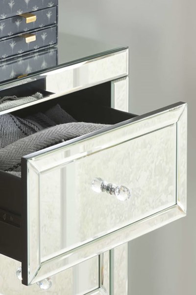 Valencia 5 Drawer Chest