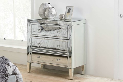 Valencia 3 Drawer Chest