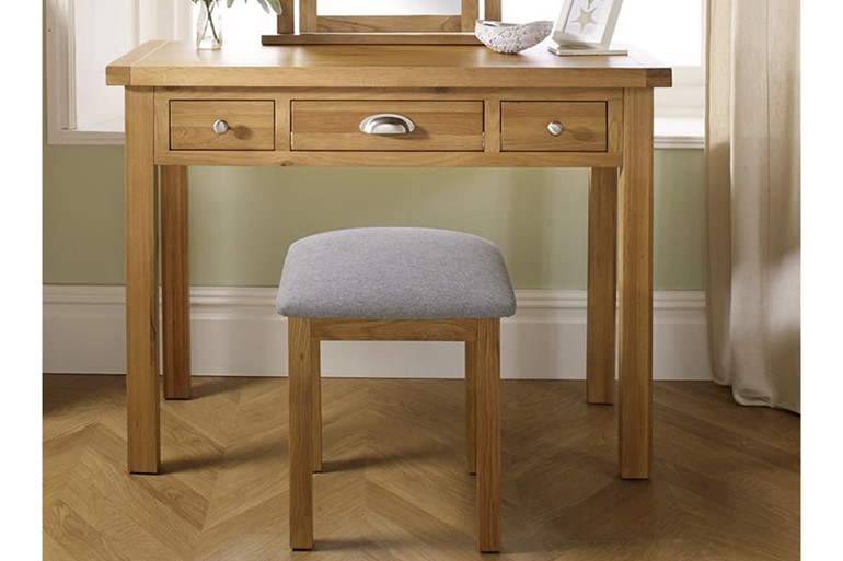 Woburn Stool