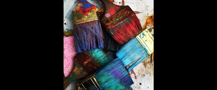 How To Prepare Your Bedroom Wall For Painting