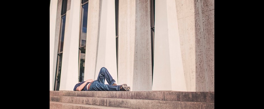 15 Reinvigorating Ways To Feel More Awake During the Day
