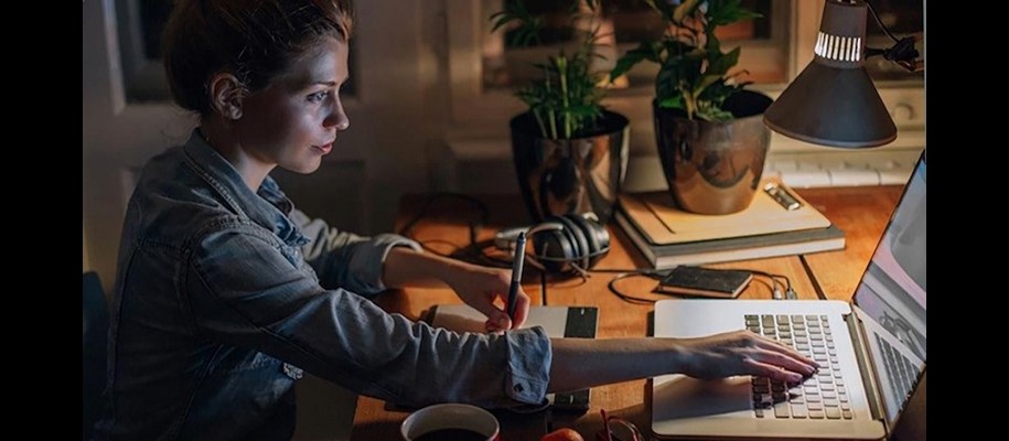 10 Reasons Why It's Great To Be a Night Owl