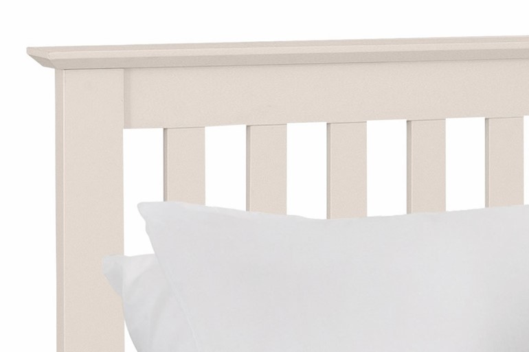 Salerno Ivory Shaker Bed