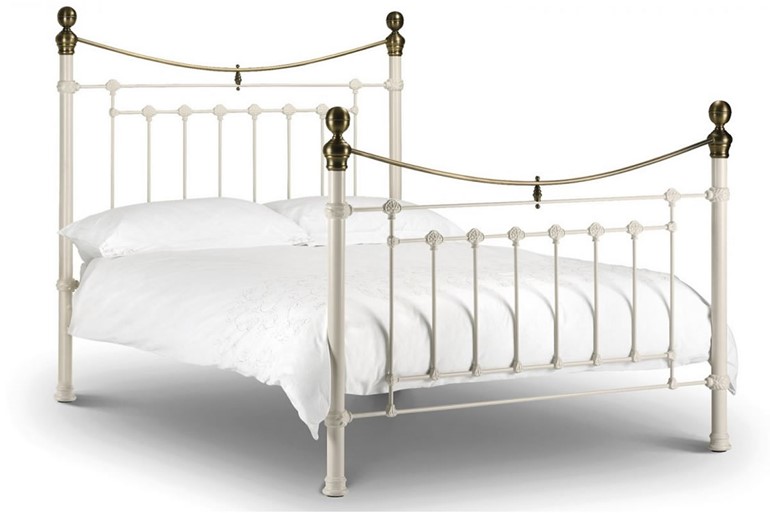 Victoria Bed